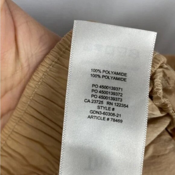 NWOT Aritzia TNA Claremont Short 3”High-waisted, pull-on short Sand Bluff - Picture 8 of 9